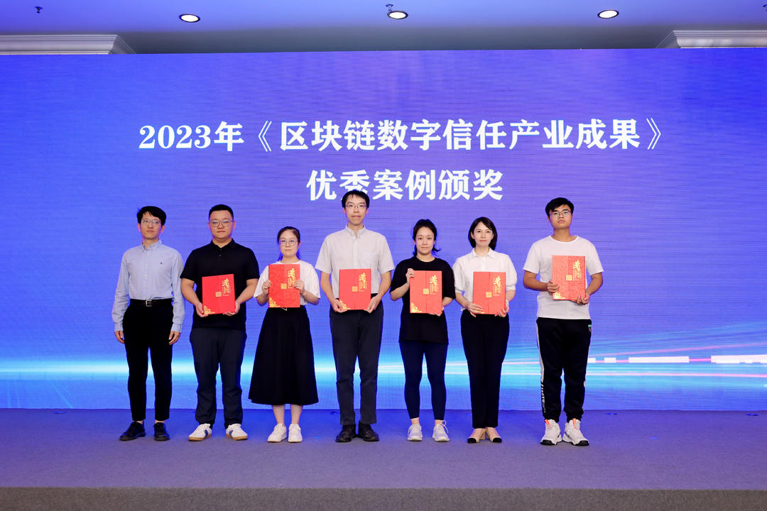 1697783765776335.png 1697707119958100.png